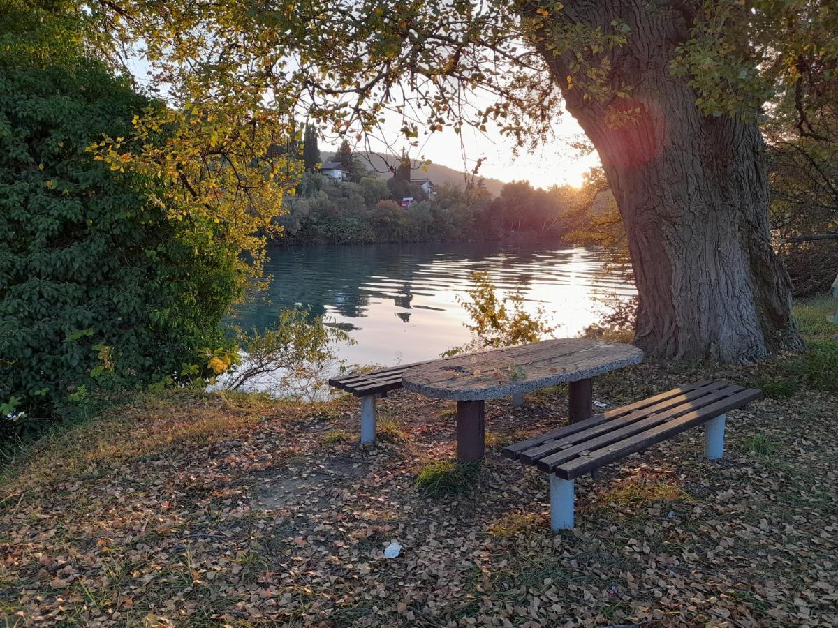 Apartamento Kamena Kuca Family Rodin